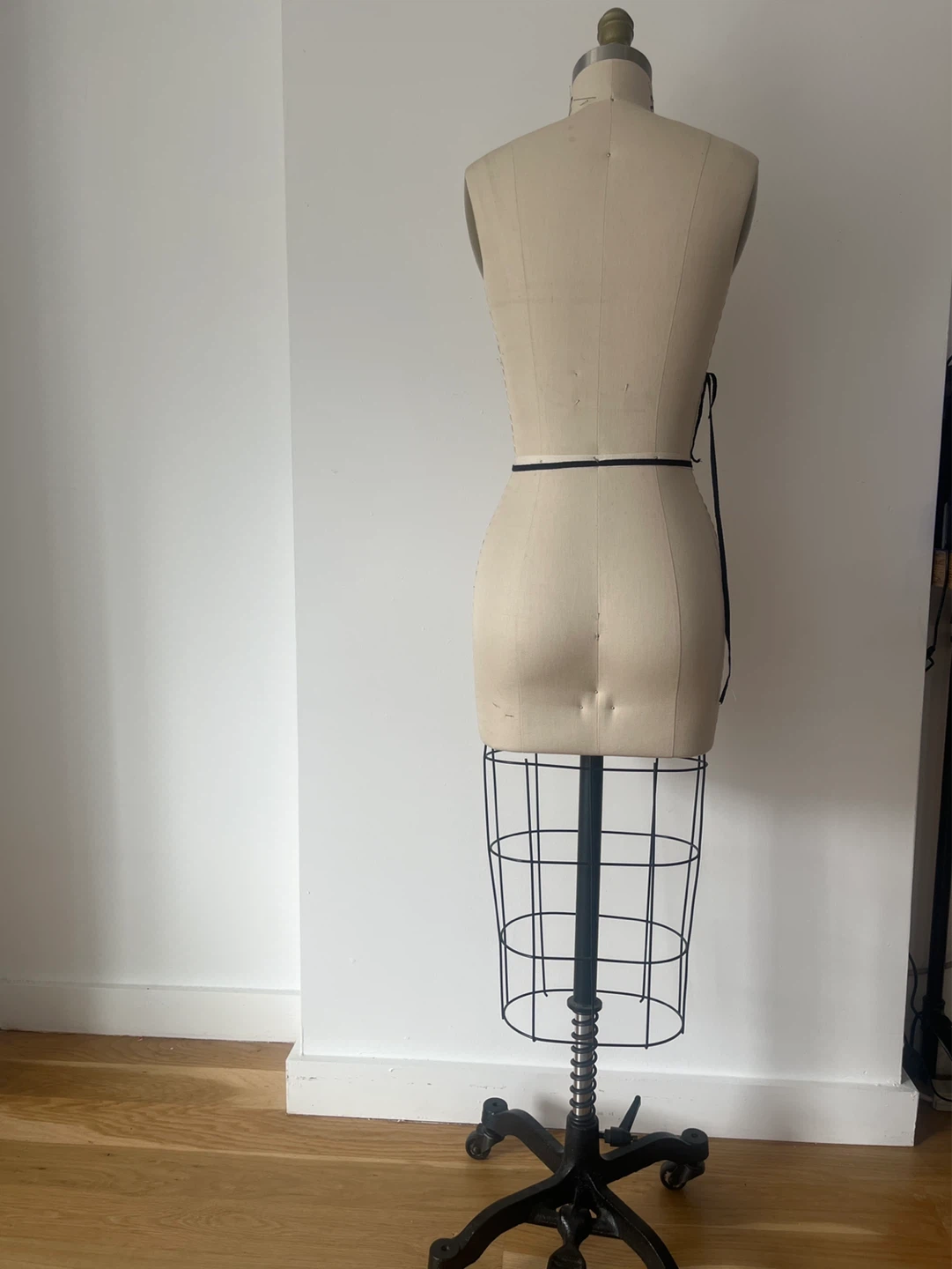 Collapsible Shoulder Dress Form Size 2 - photo 2