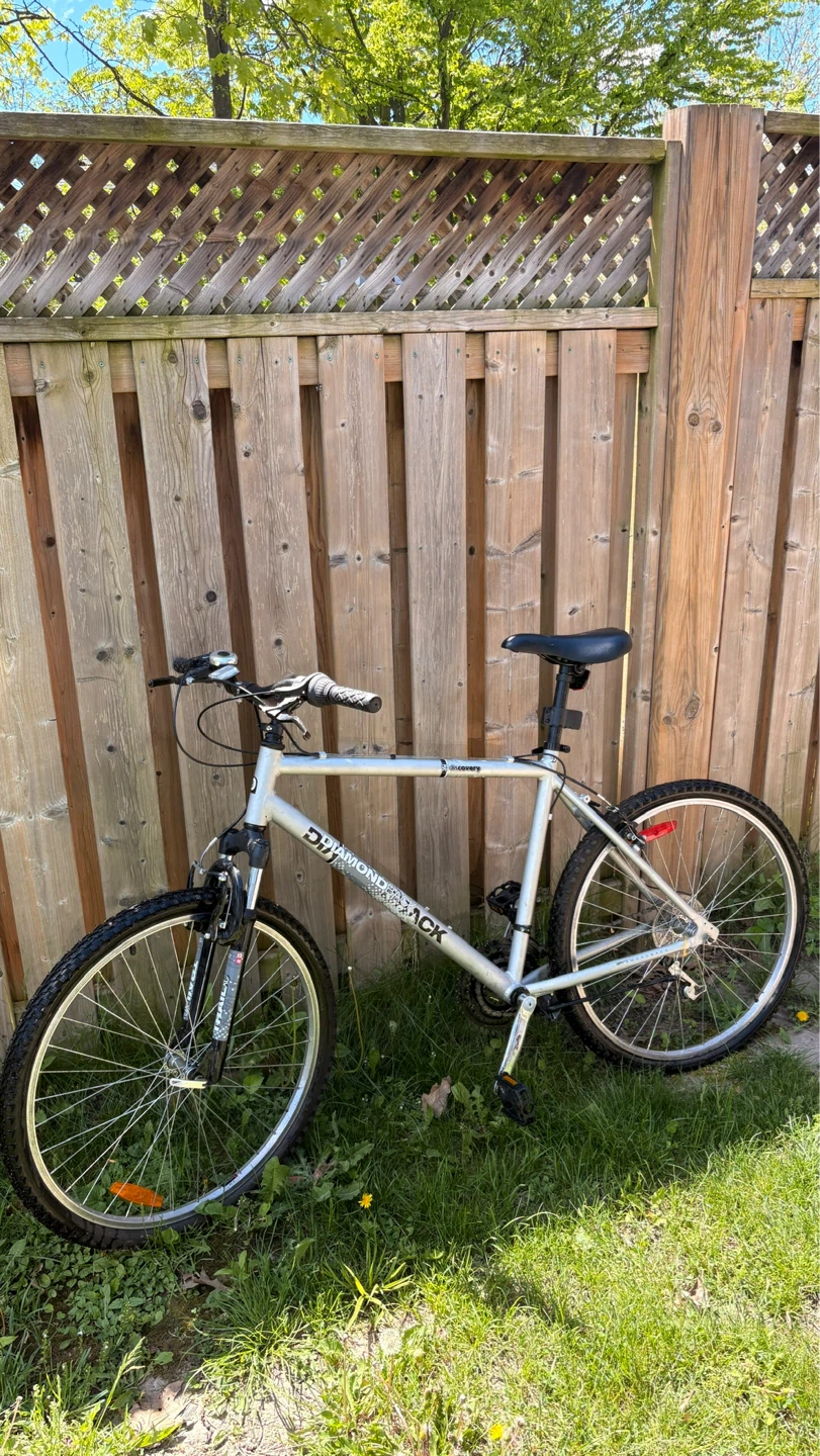 Diamondback Discovery Mountain Bike