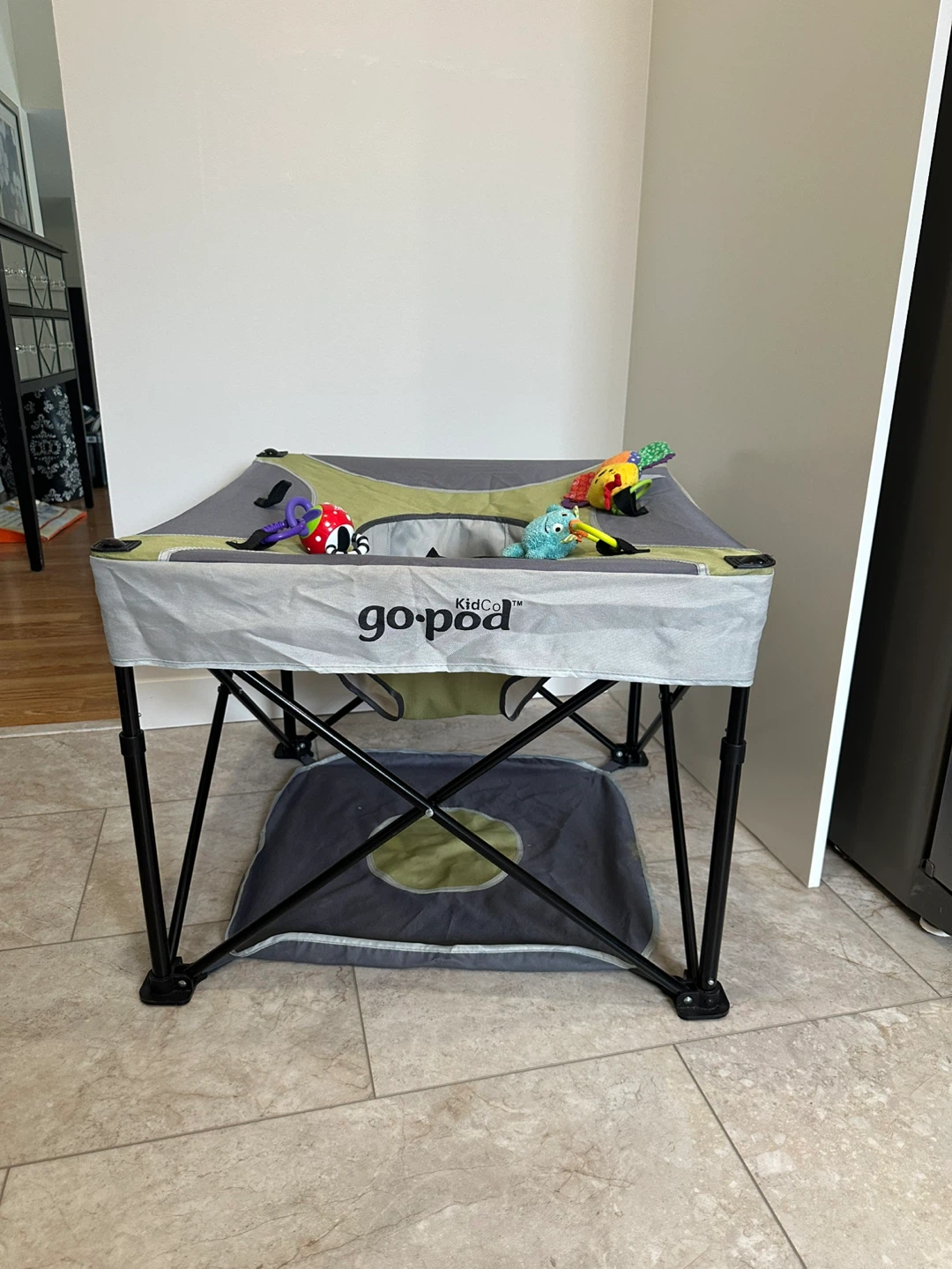 Portable baby activity seat - photo 2
