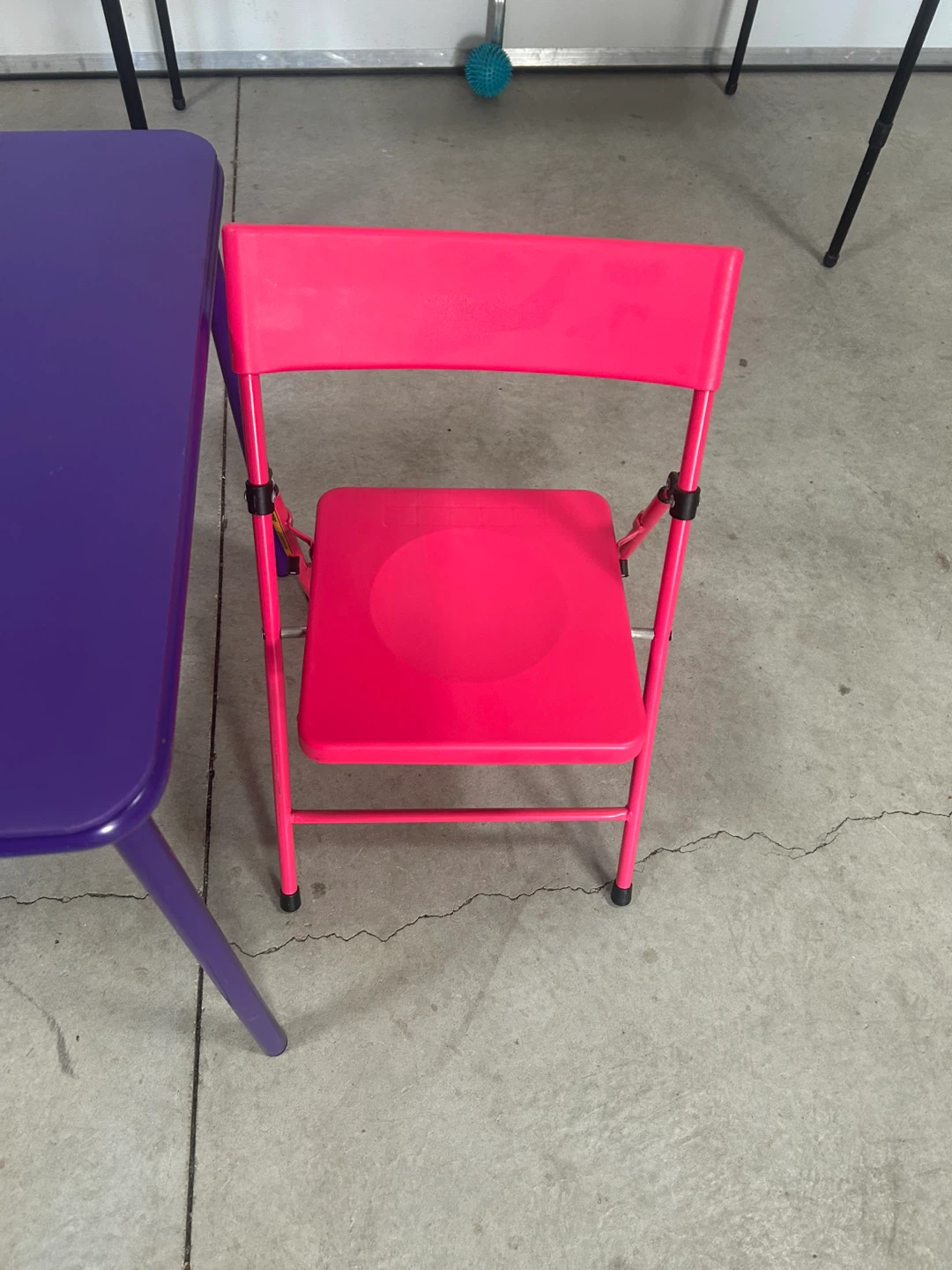 Kids Folding Table and Chairs Set - photo 3