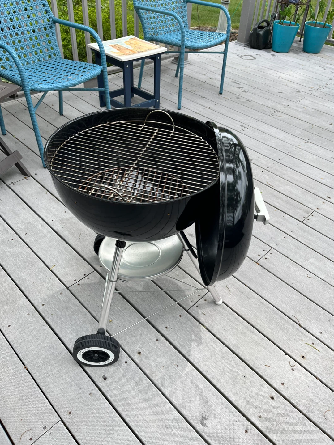 Weber Kettle Charcoal Grill