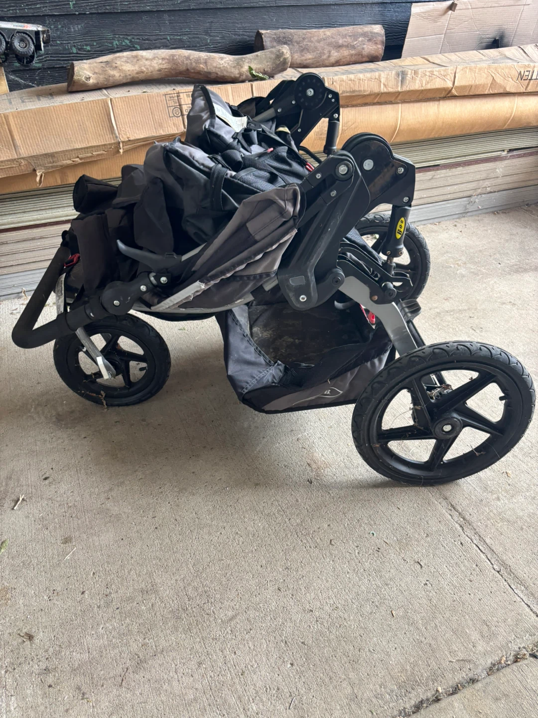 BOB Revolution SE Duallie Jogging Stroller - photo 3