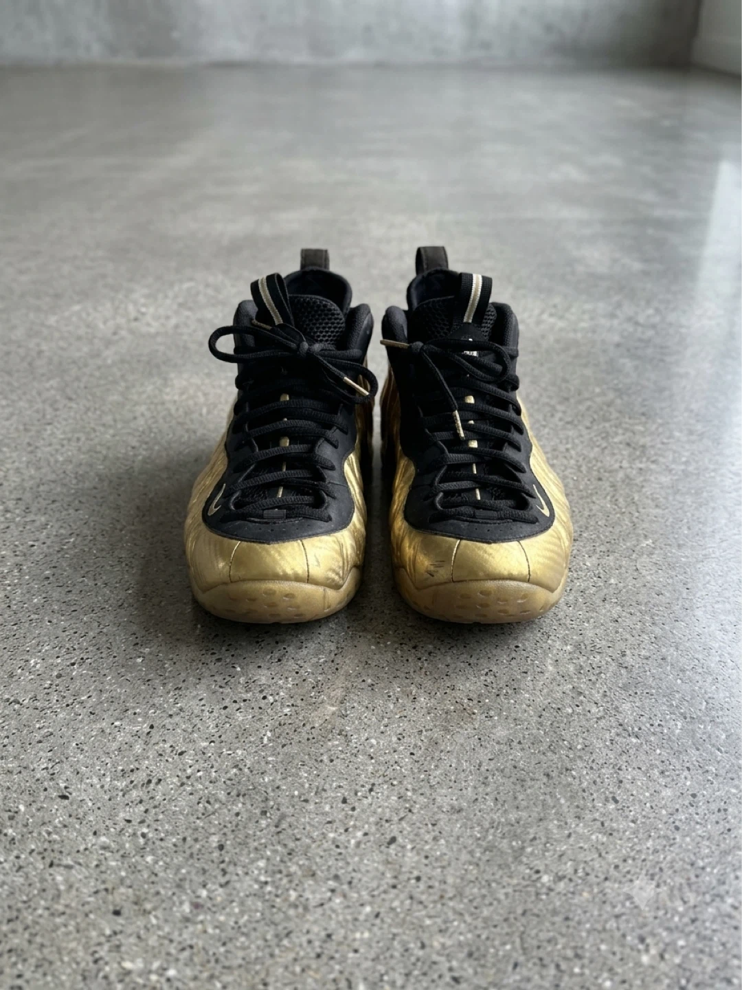 Nike Air Foamposite Pro 'Metallic Gold' Shoes - photo 3