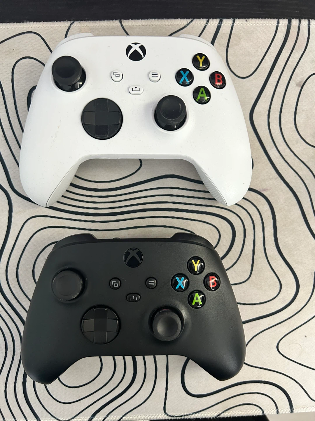 Xbox Wireless Controllers bundle
