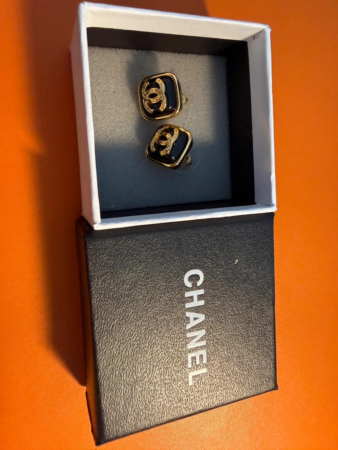 Chanel CC Pearl Drop Earrings - photo 3
