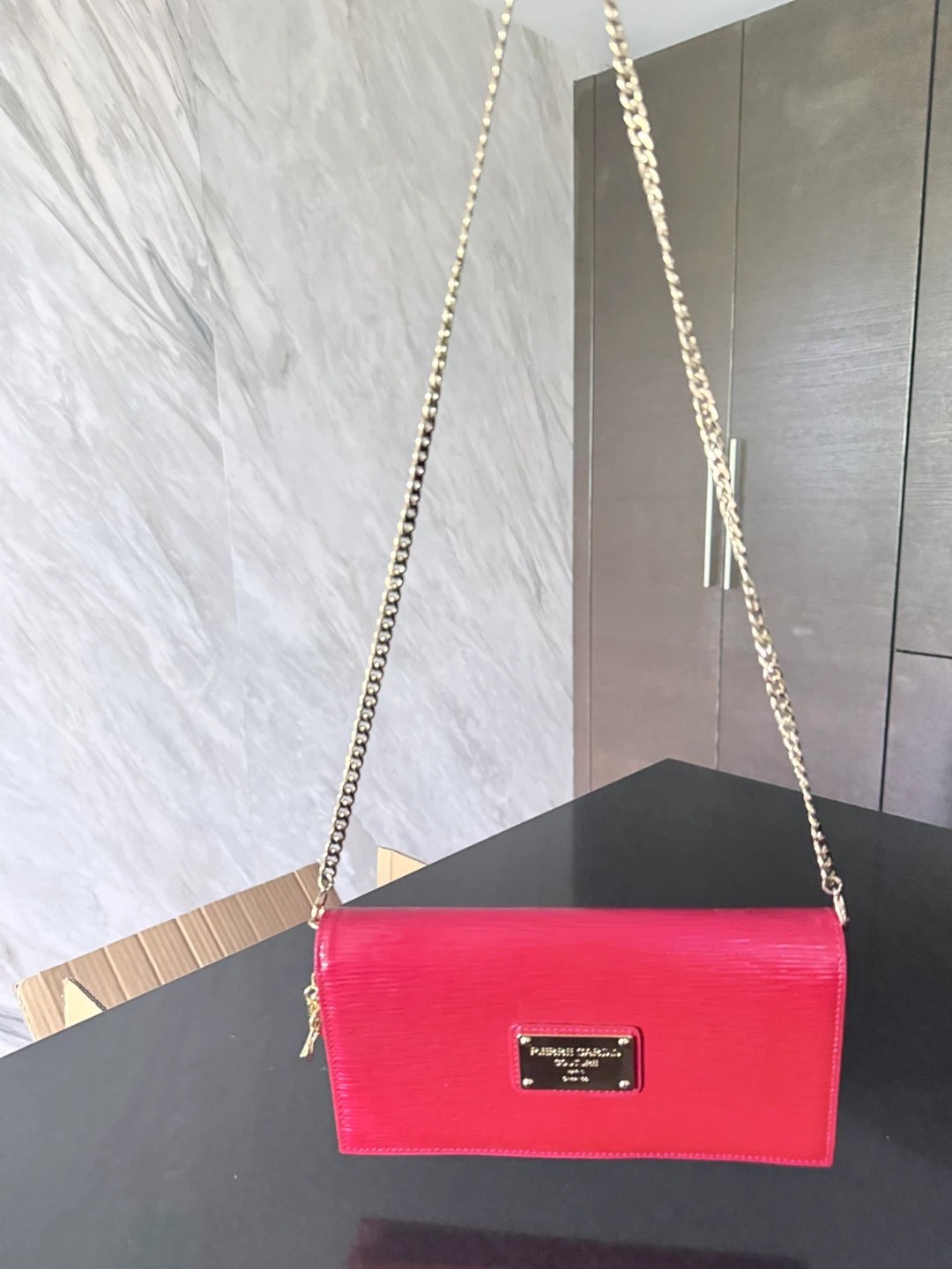 Pierre Cardin red Clutch with Gold Chain - photo 2