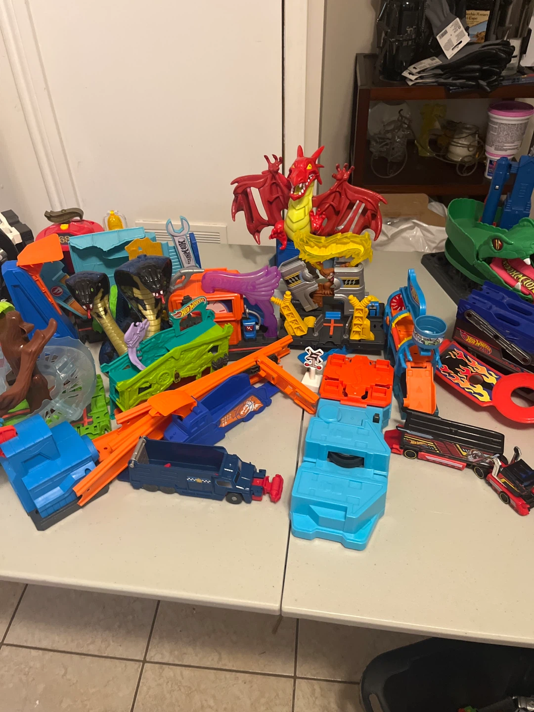 Hot Wheels Toy Cars and Track Sets Bundle - photo 5