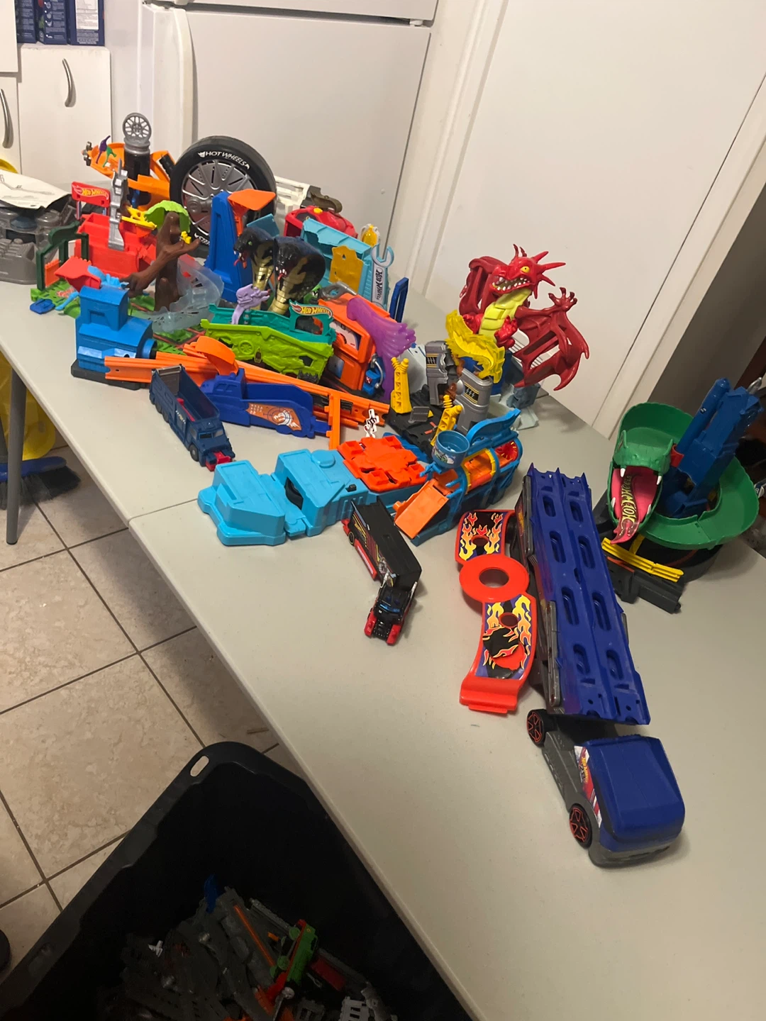 Hot Wheels Toy Cars and Track Sets Bundle - photo 4
