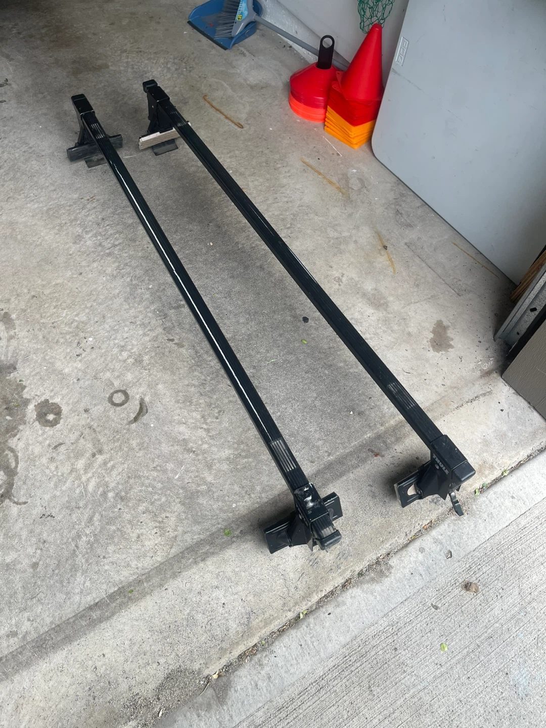 Thule Roof Rack Crossbars - photo 3