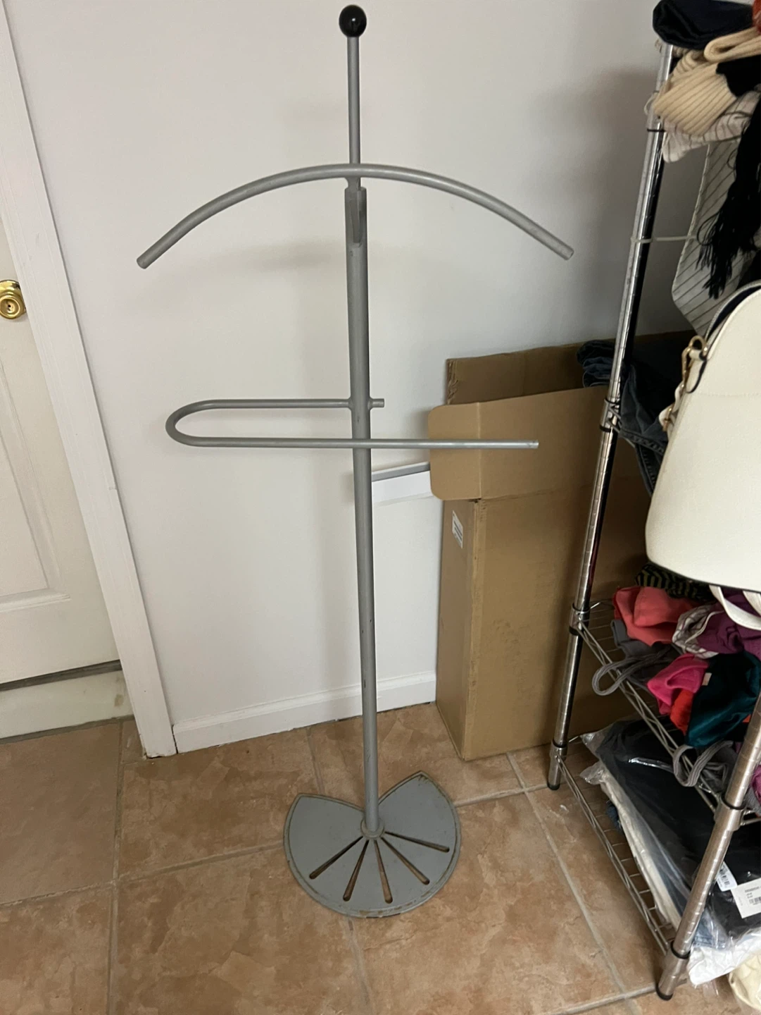 Retro Gray Metal Valet Stand