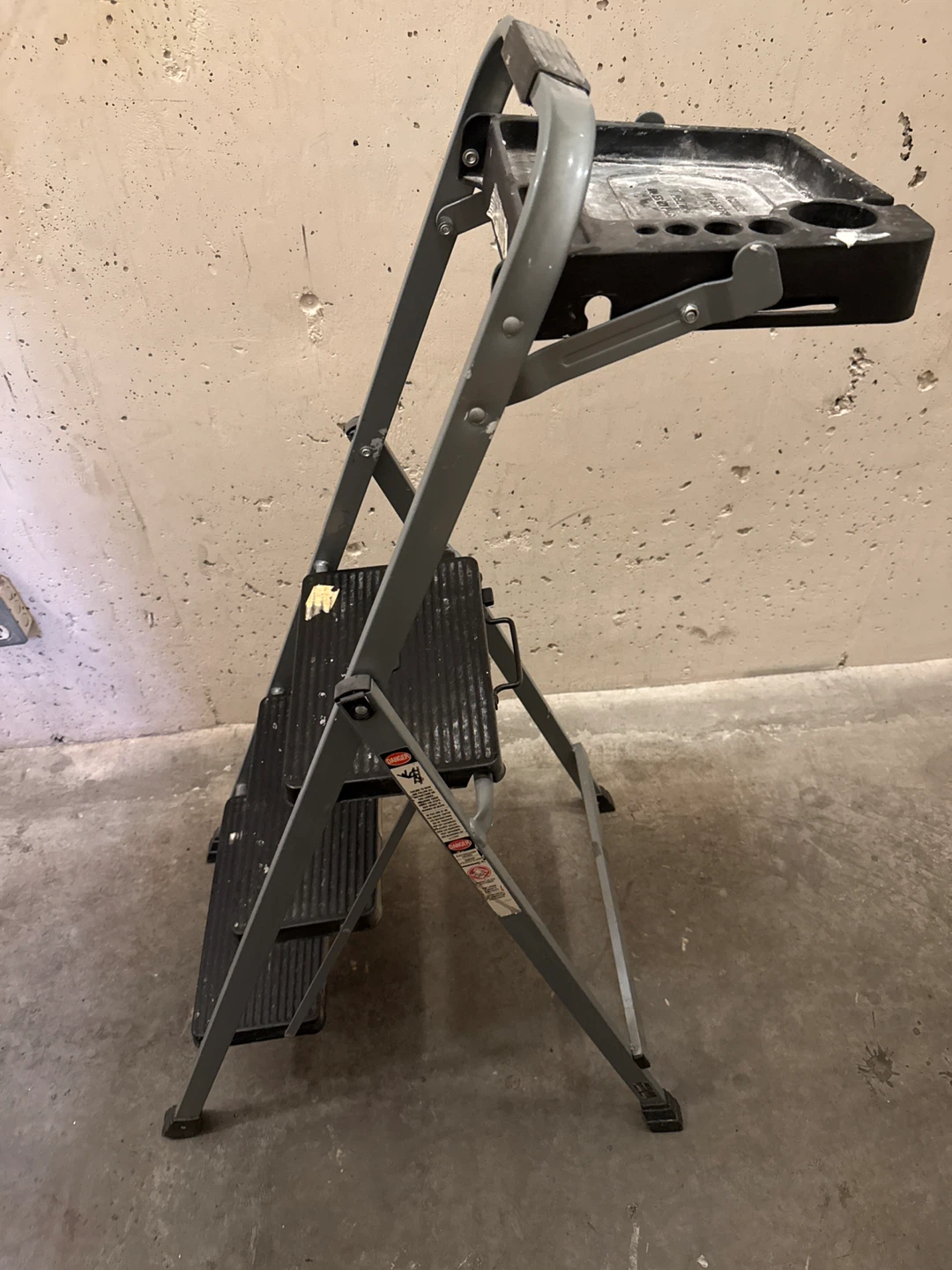 Werner 3-Step Ladder - photo 2