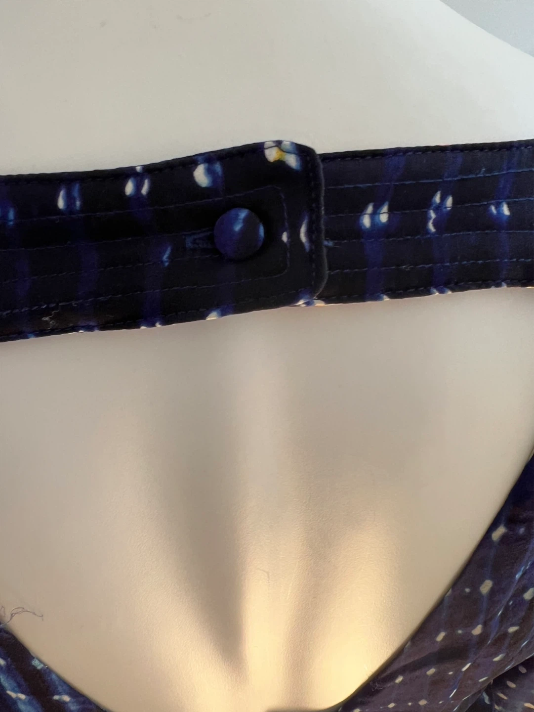 Parker Blue Abstract Print V-Neck Dress Size S - photo 4