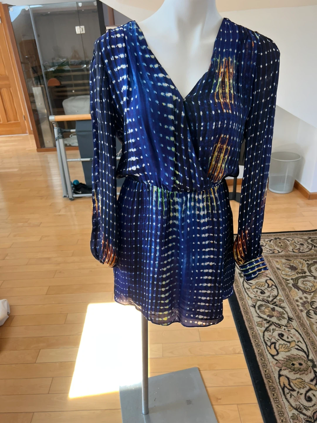 Parker Blue Abstract Print V-Neck Dress Size S