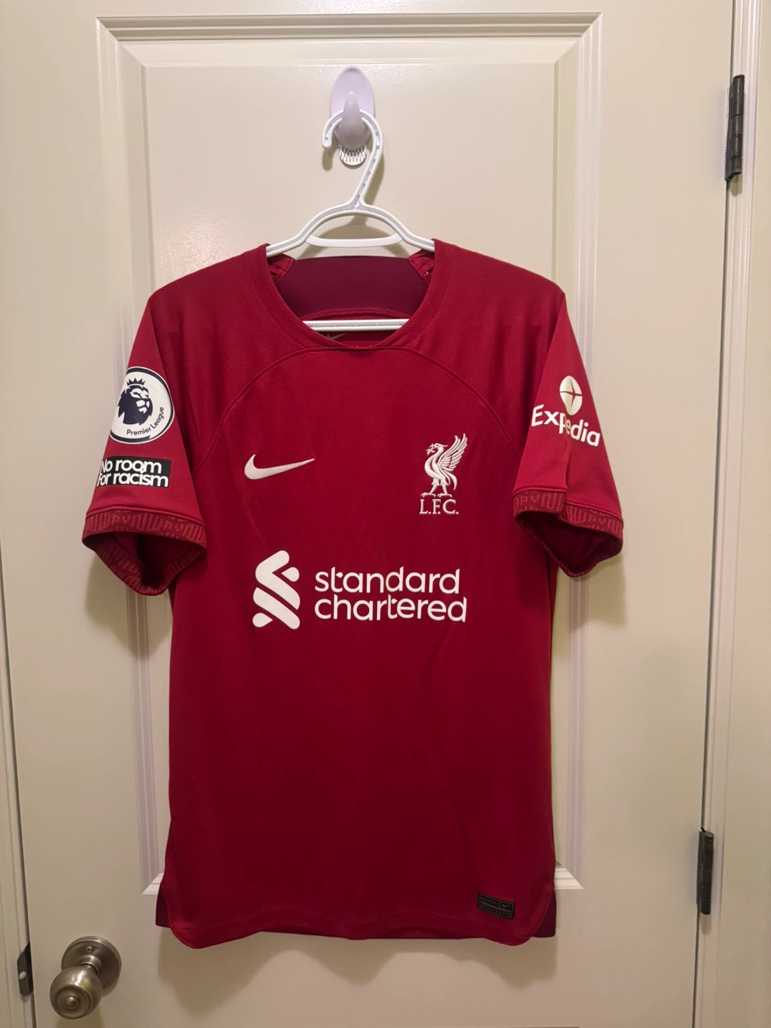 Liverpool FC Firmino #9 2022-23 Replica Jersey