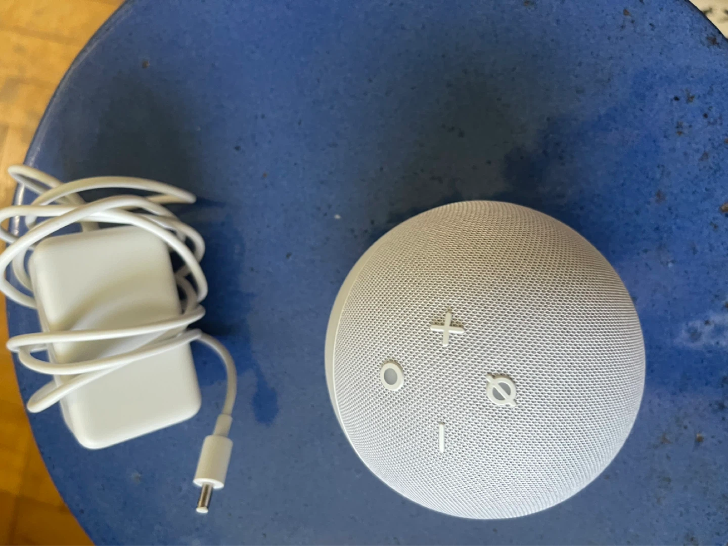 White Amazon Echo Dot (4th Gen) Smart Speaker with Power Adapter - photo 4