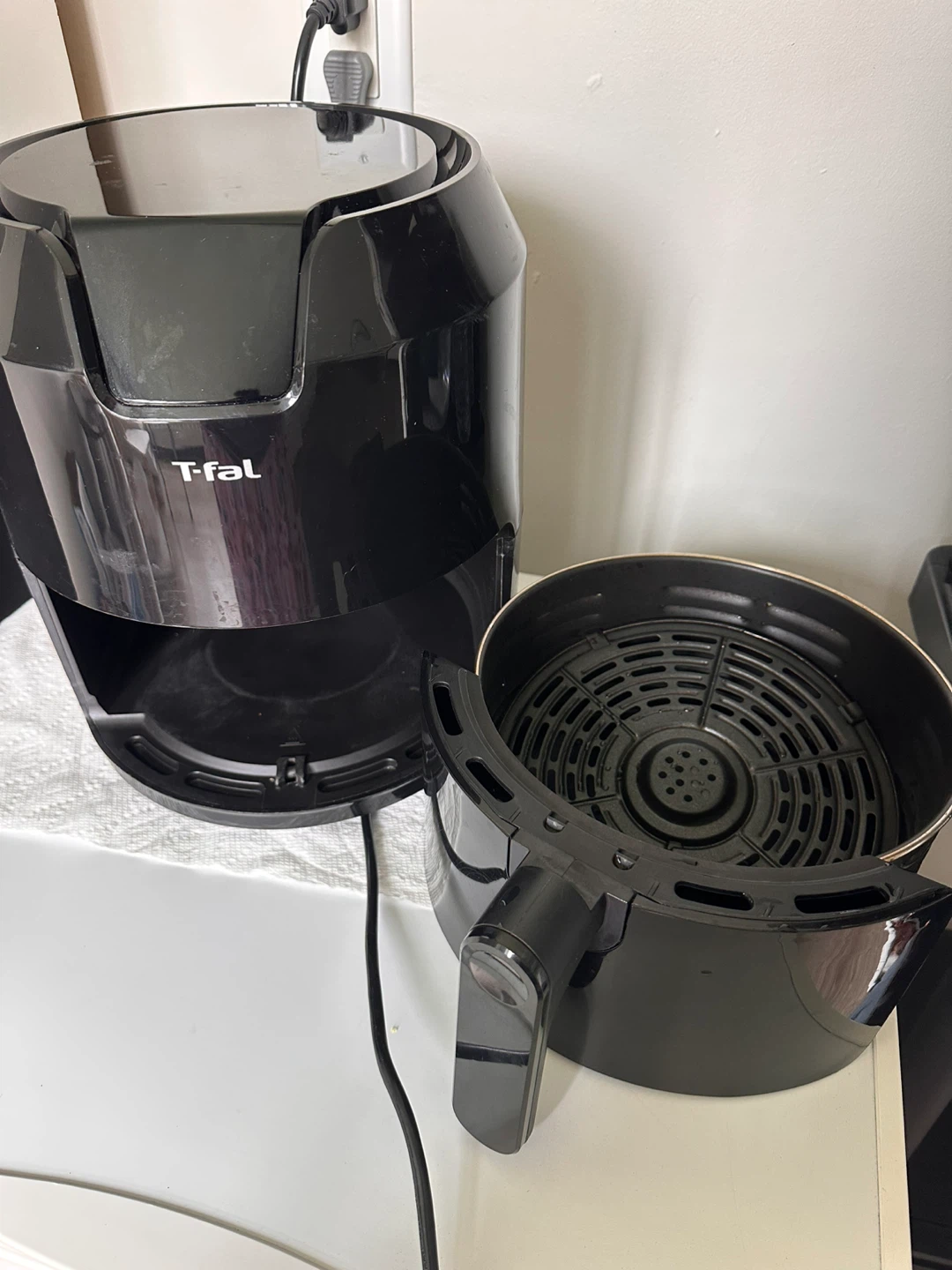 T-Fal Air Fryer EY4018MX - photo 2