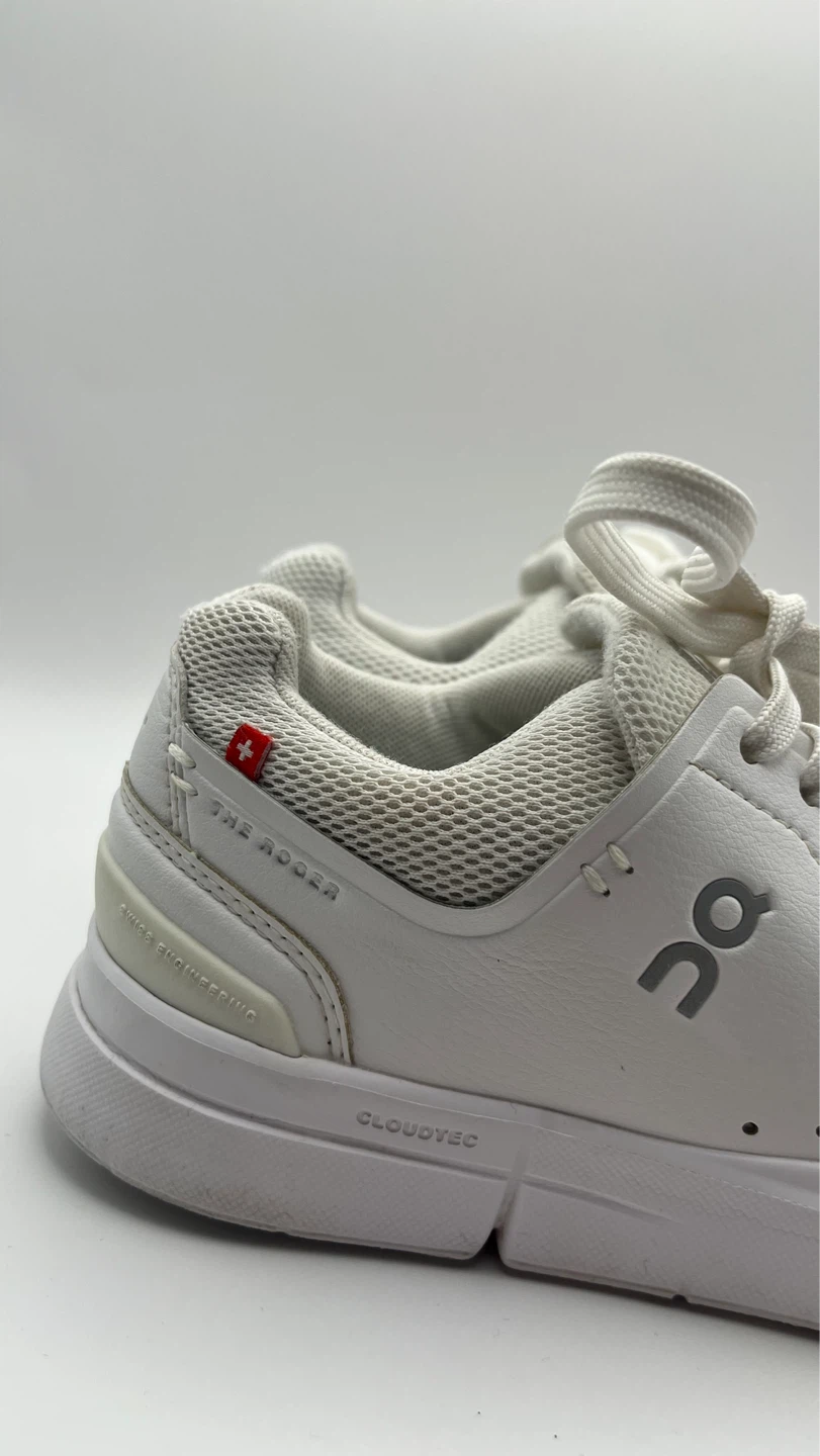 ON The Roger Centre Court Sneakers - White