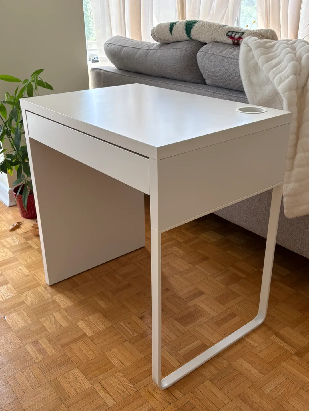 IKEA Micke White Desk with Drawer