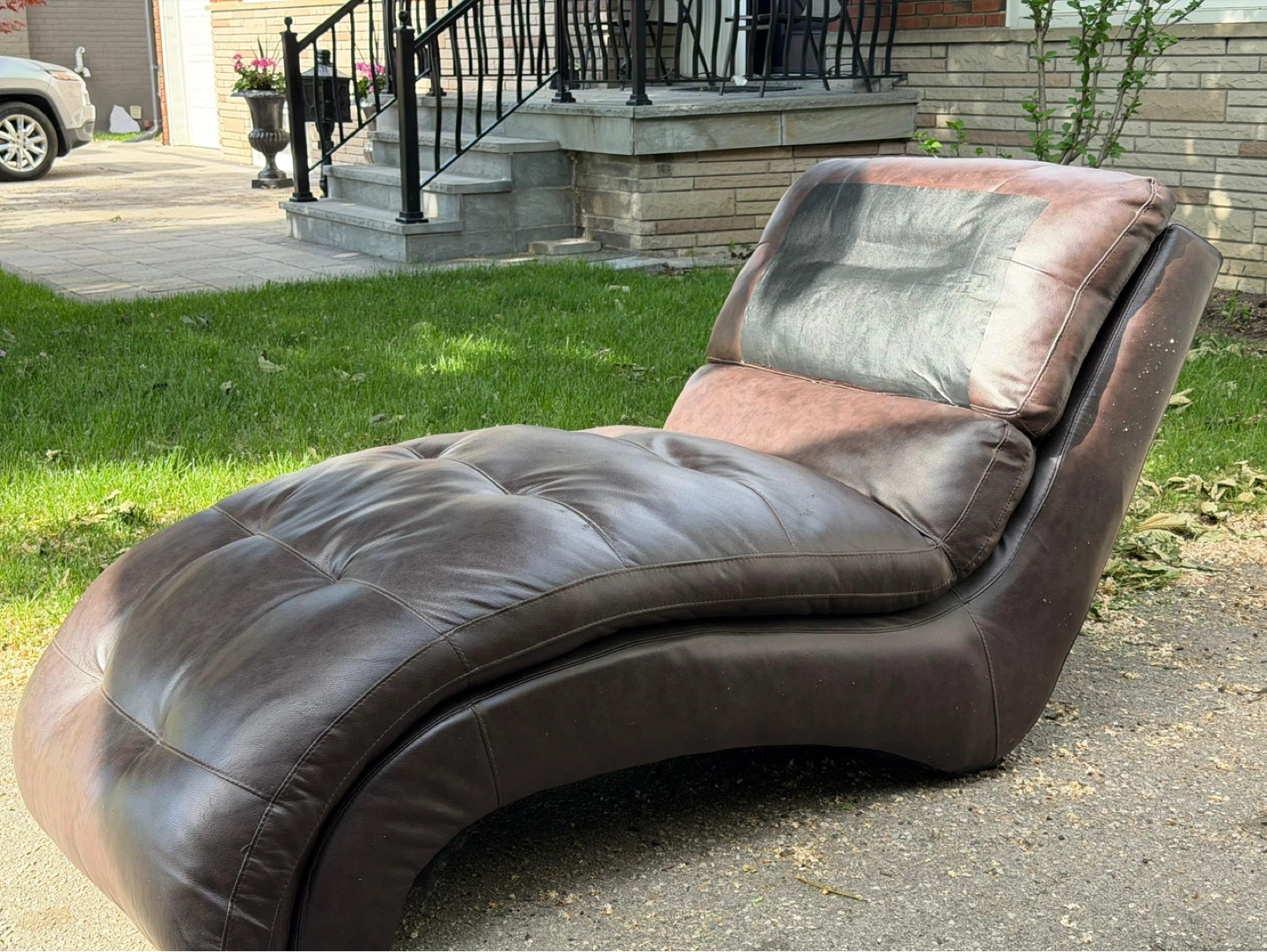 Brown Faux Leather Chaise Lounge Chair - photo 2