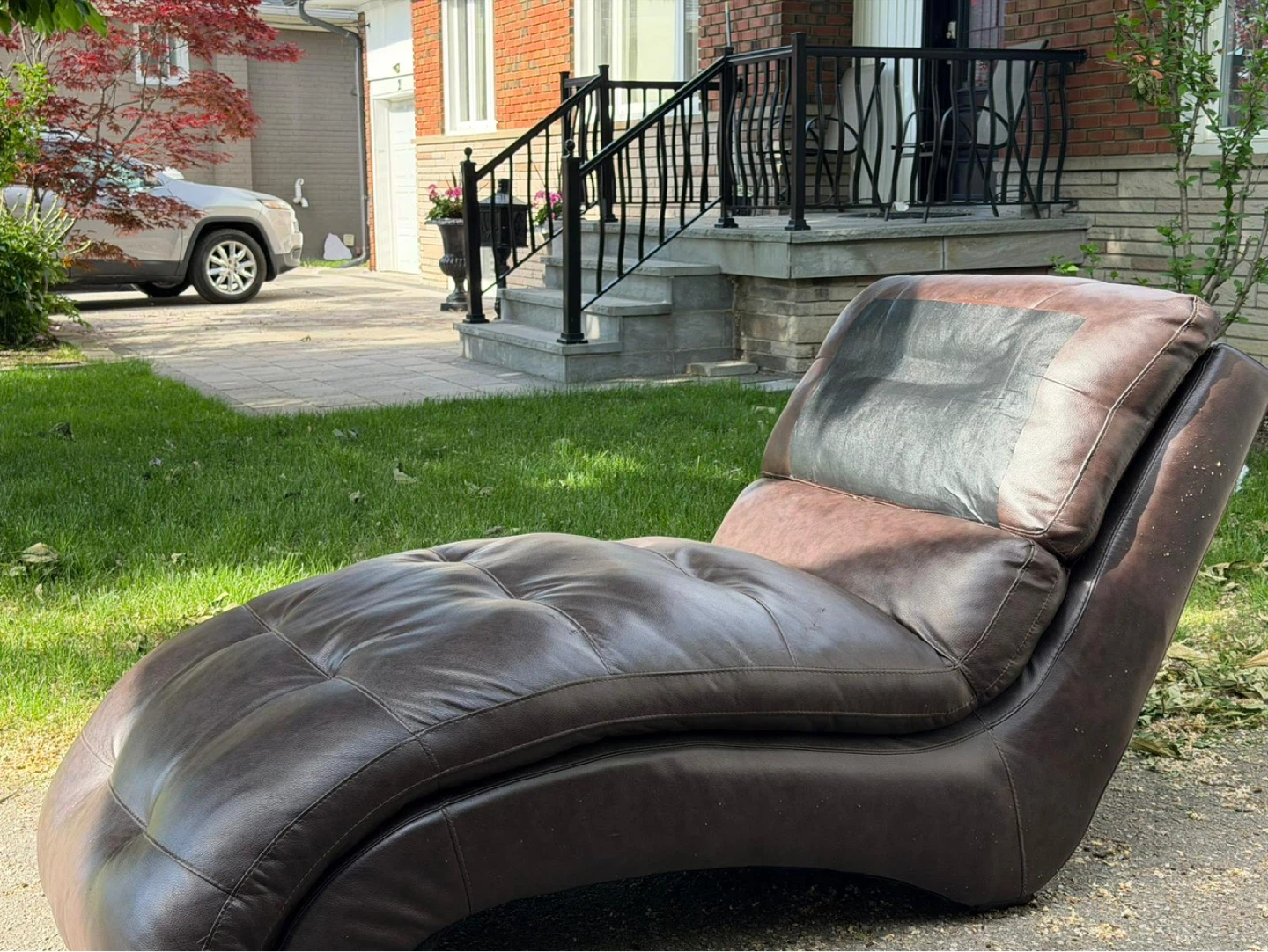 Brown Faux Leather Chaise Lounge Chair