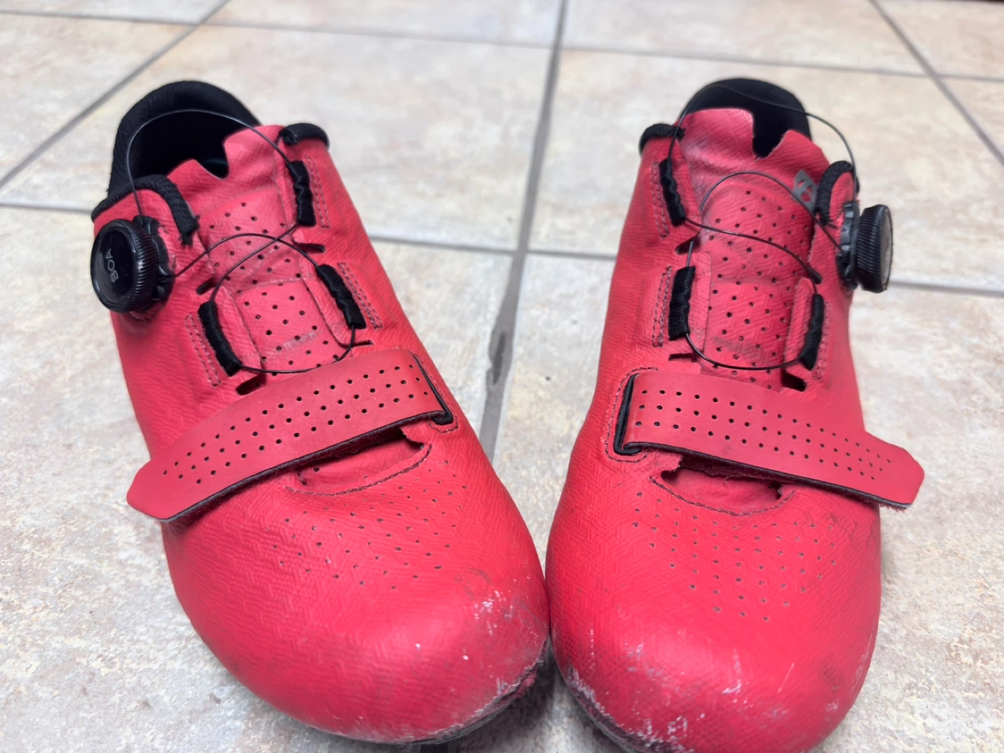 Size 10 (US) Bontrager Red Cycling Shoes BOA - photo 2