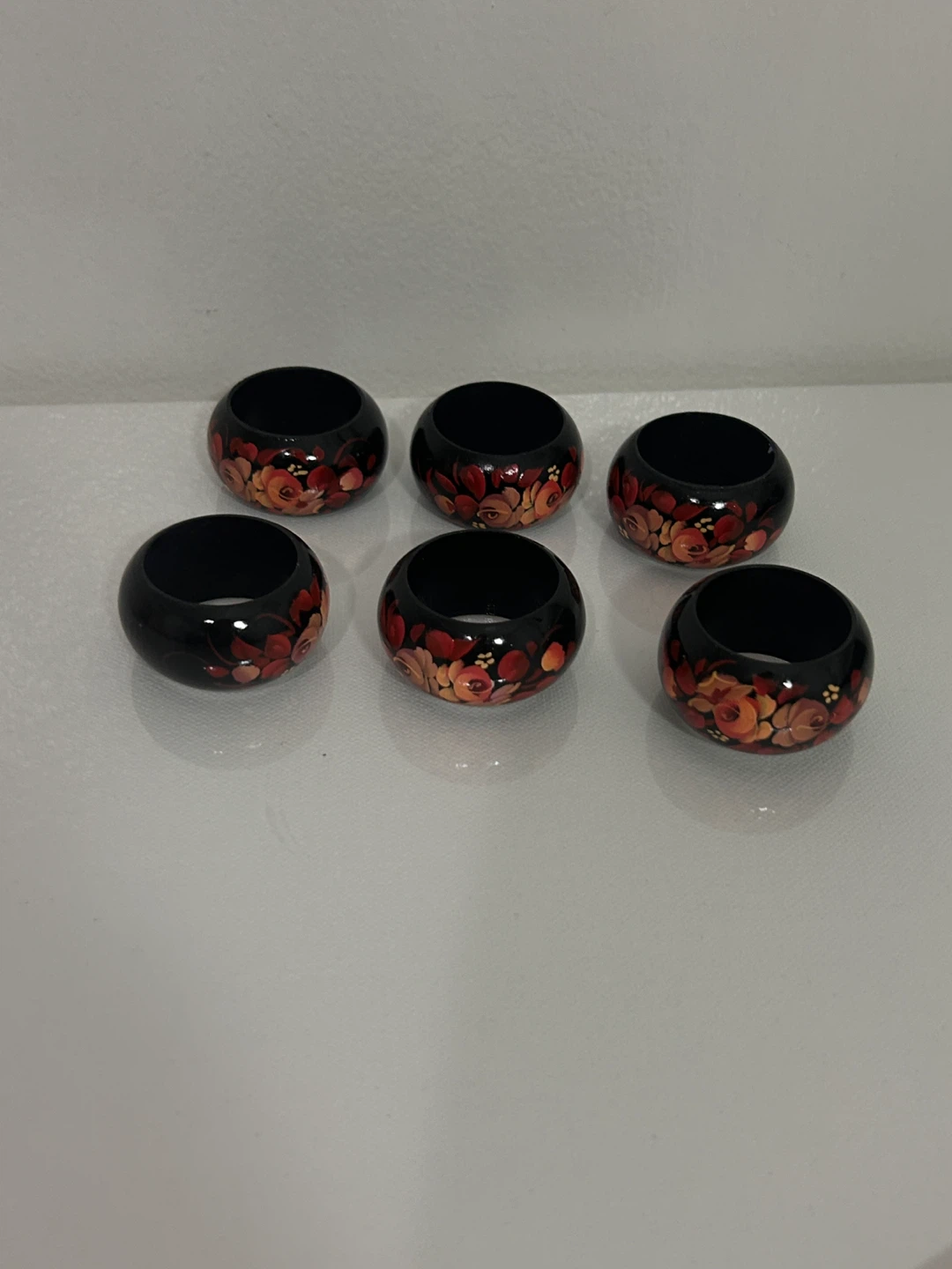Set of 6 Hand-Painted Napkin Rings - photo 4