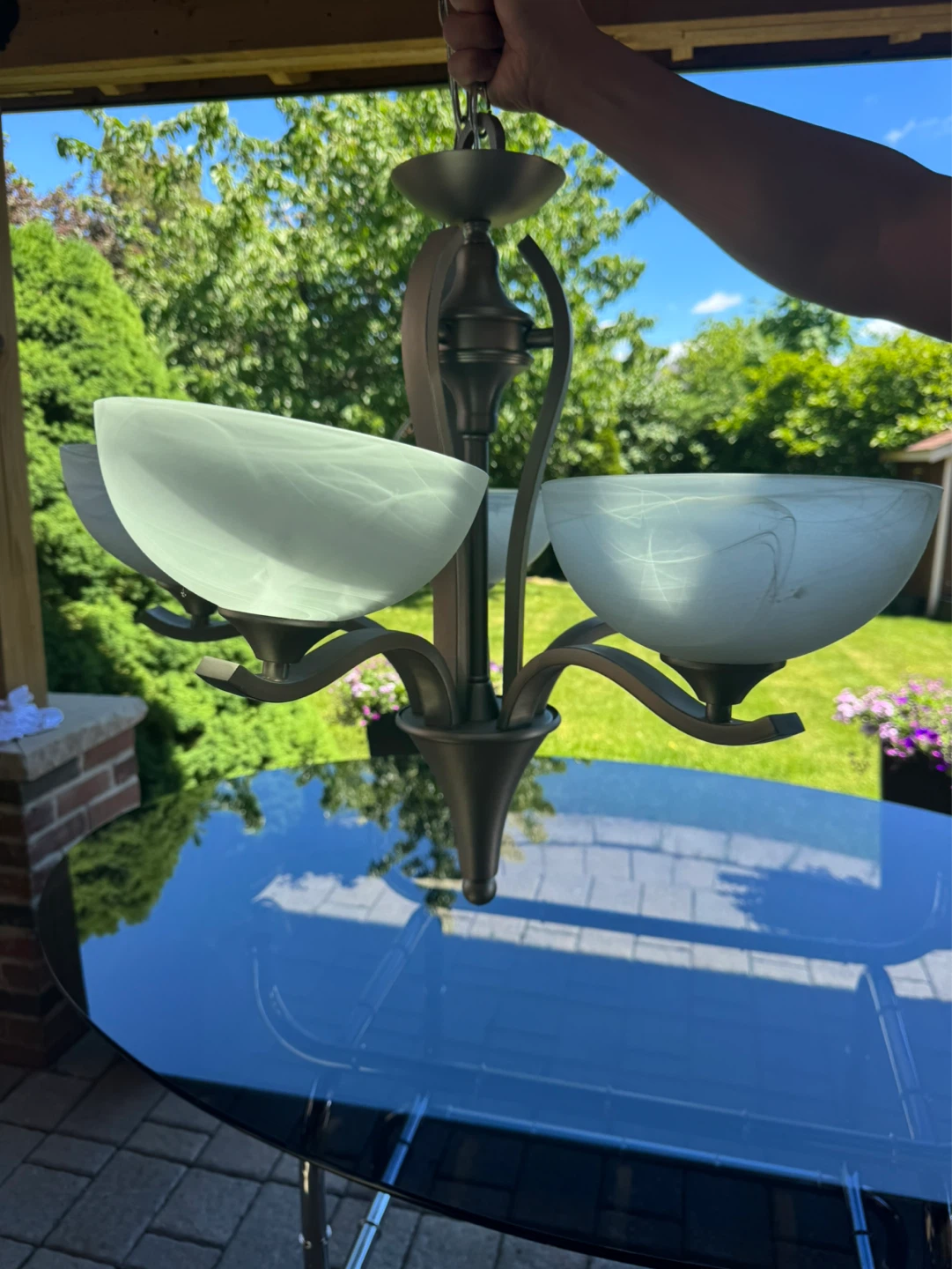 Chandelier with 5 Frosted Glass Shades