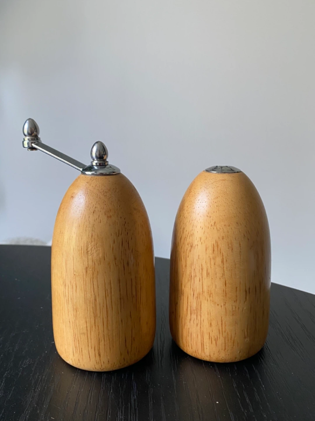 Vintage Bamboo Wood Salt & Pepper Grinder Set