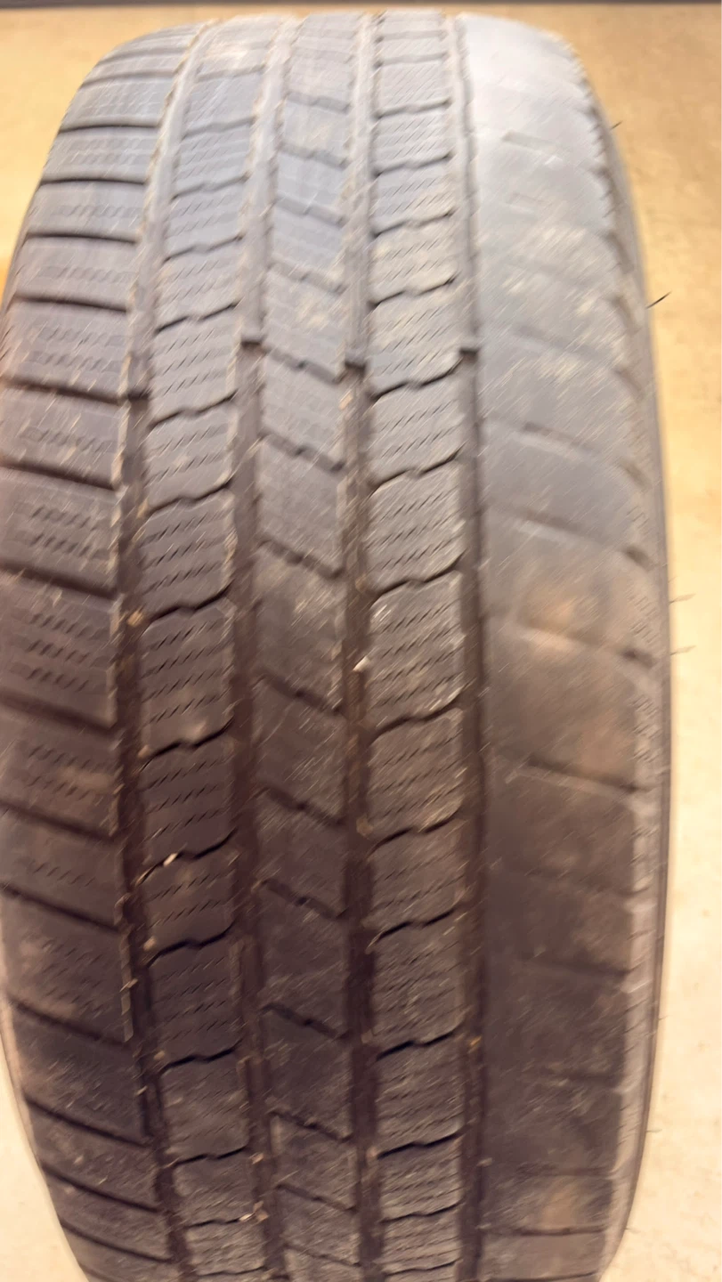 Set of 4 Toyota 245/55R19 Tires and Rims - photo 4