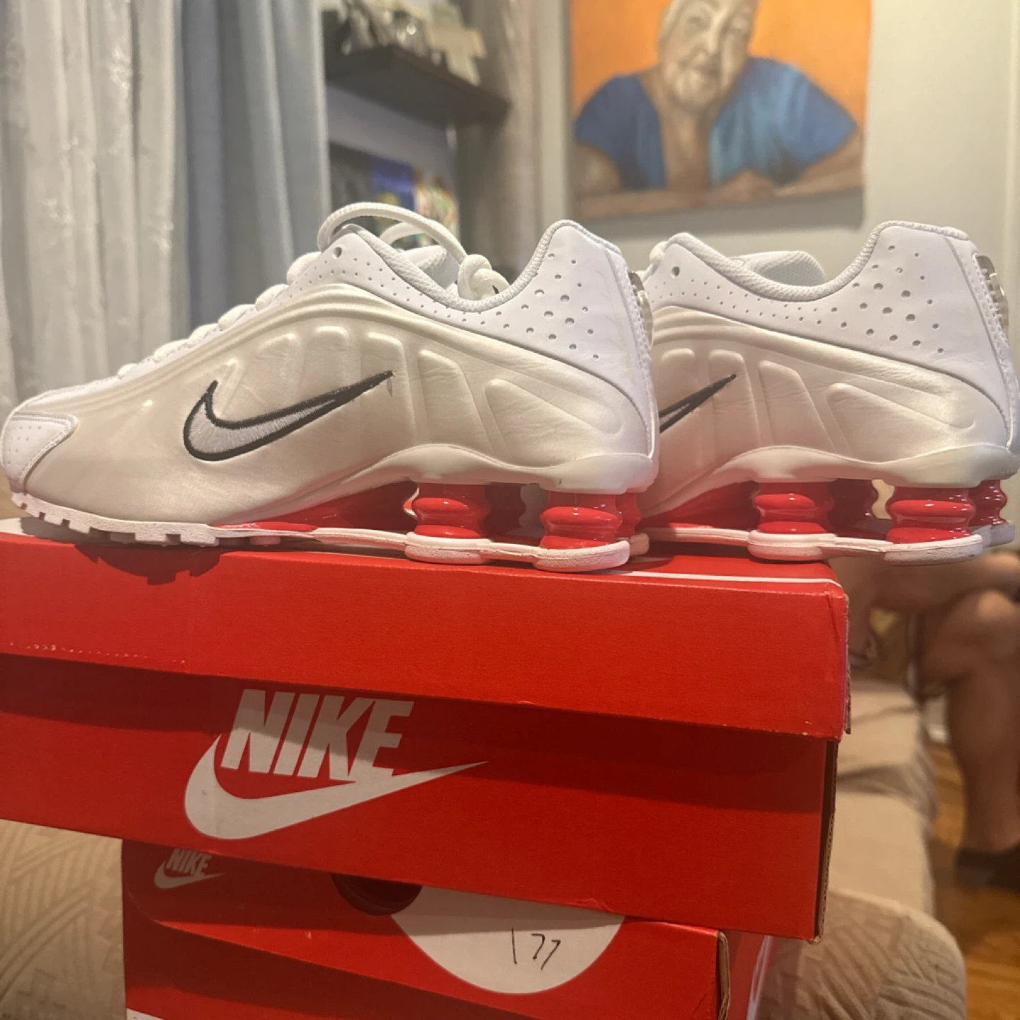 Nike Shox R4 (GS) White/Red Shoes Size 6.5 - photo 2