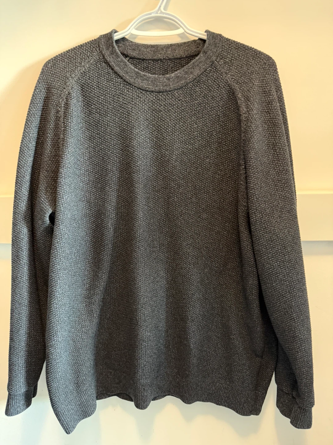 Lululemon Men’s Textured Knit Crewneck Sweater Large - Black