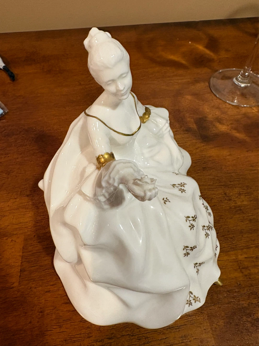 Vintage Marie Antoinette Bone China Royal Doulton - photo 3
