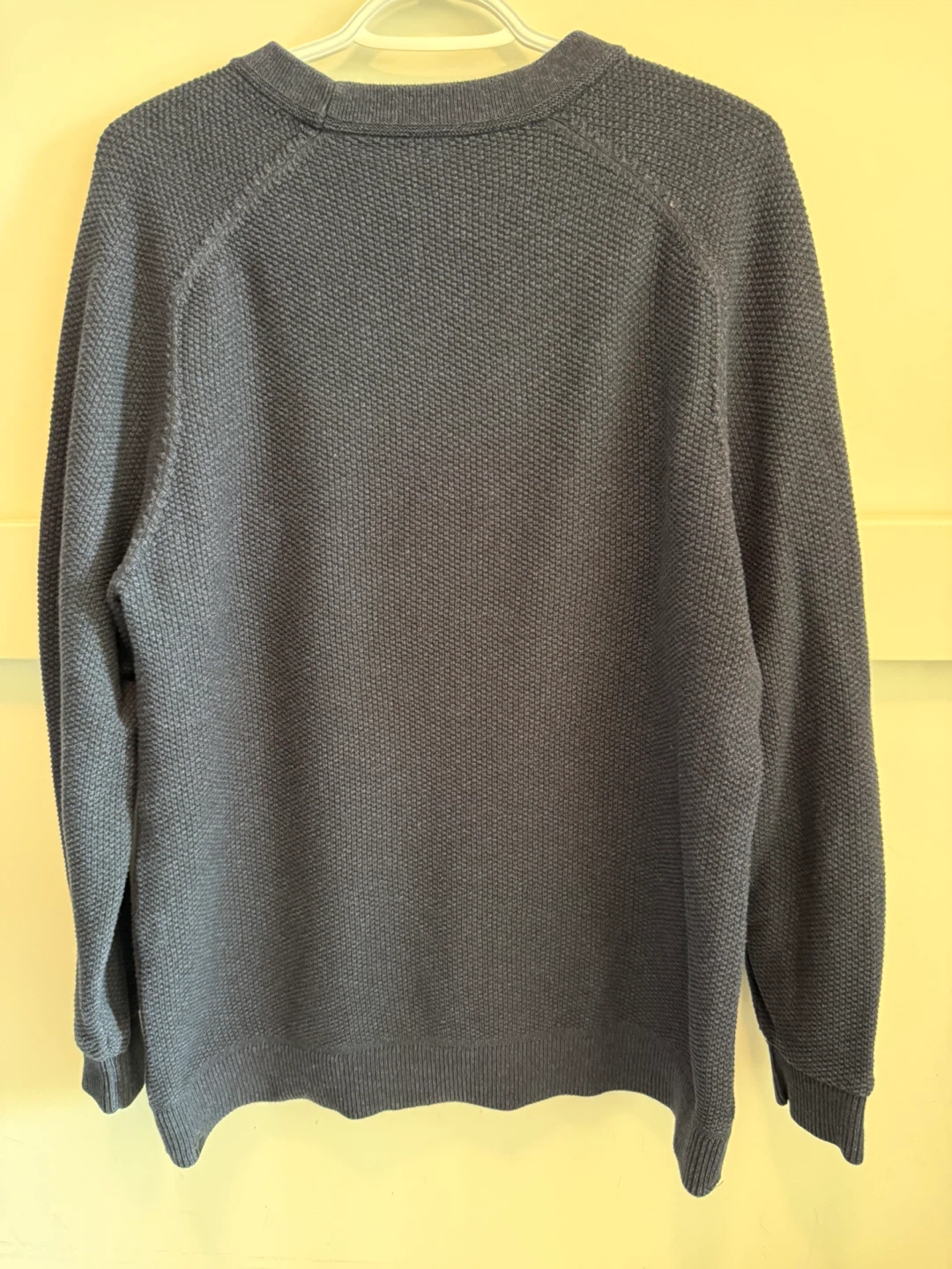 Lululemon Men’s Textured Knit Crewneck Sweater Large - Navy - photo 2