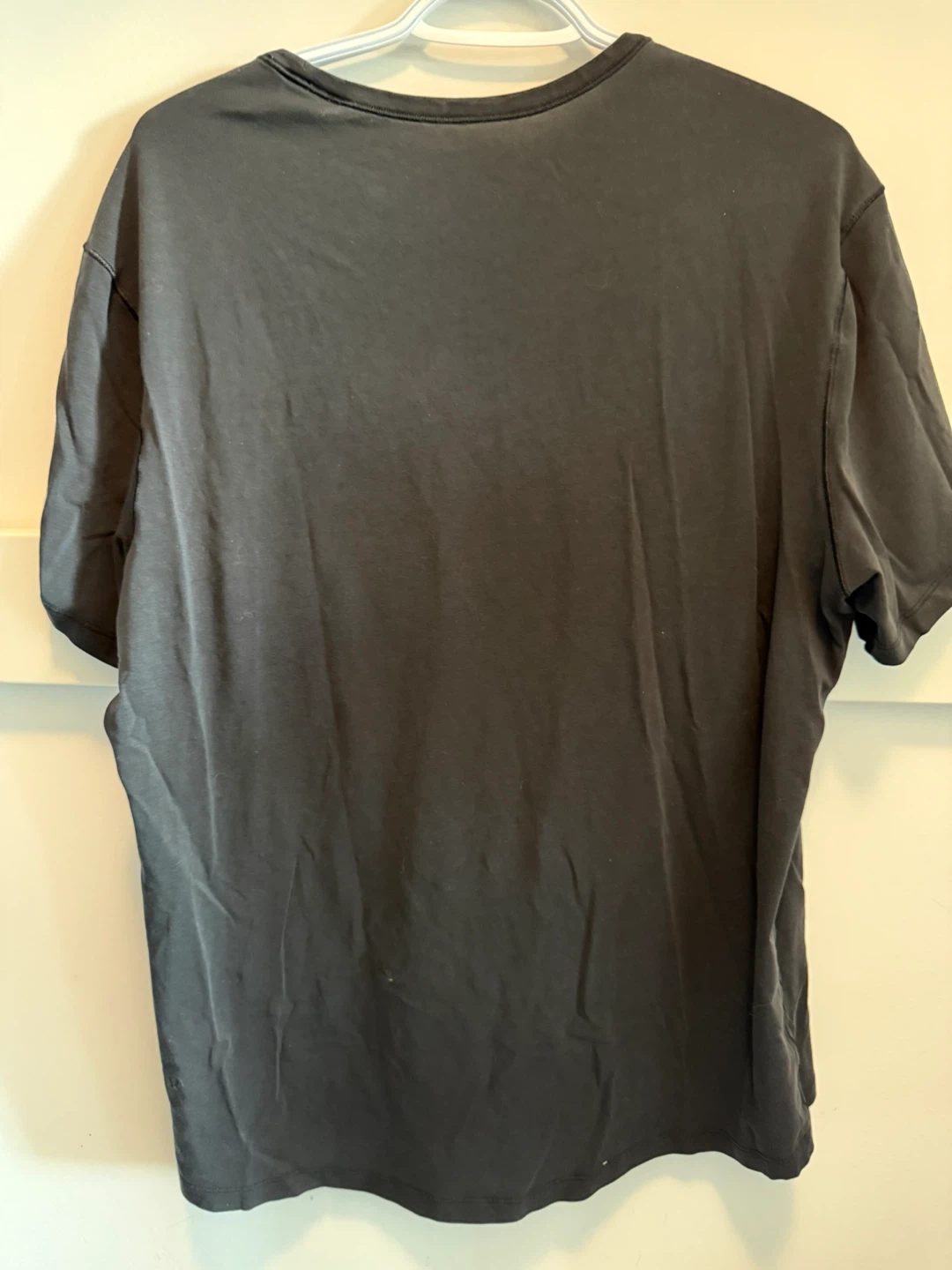 Lululemon Men’s Organic Cotton Classic-Fit T-Shirt Large - Black - photo 2