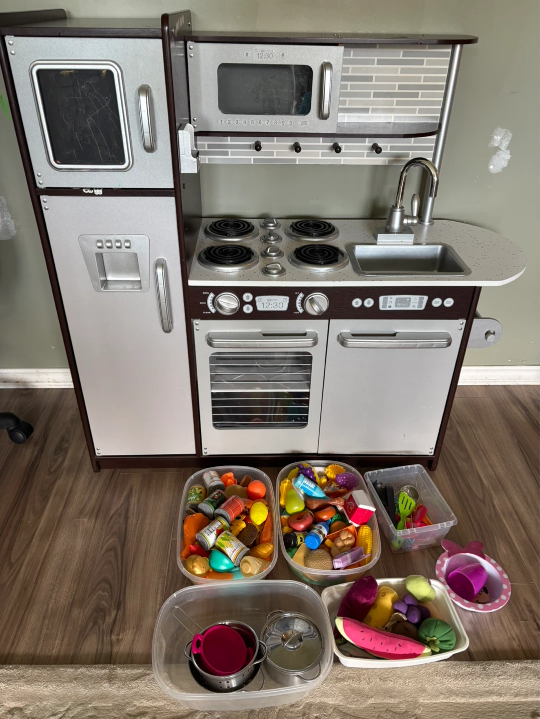 KidKraft Uptown Kitchen Playset with Accessories - photo 2