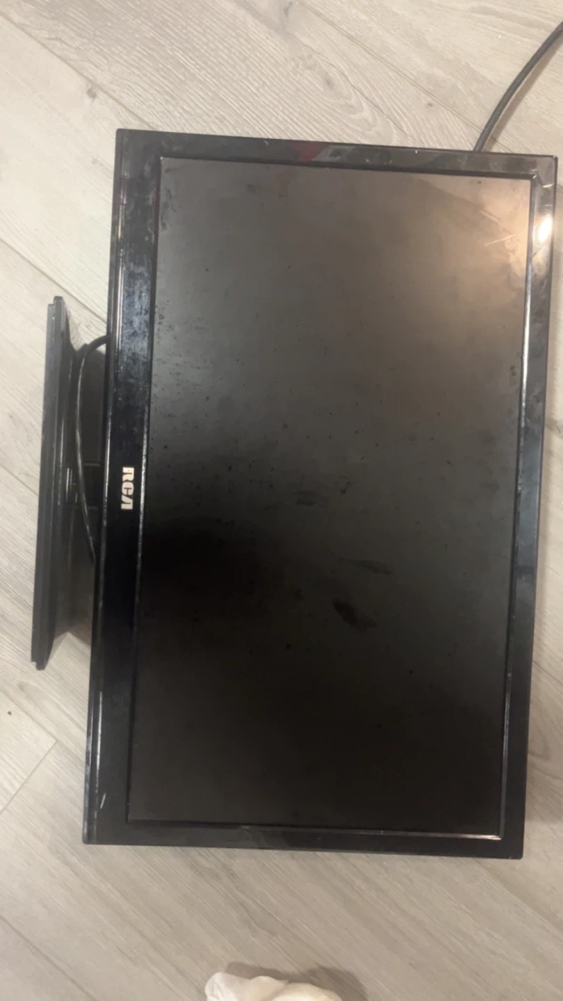 RCA Flat Screen Monitor