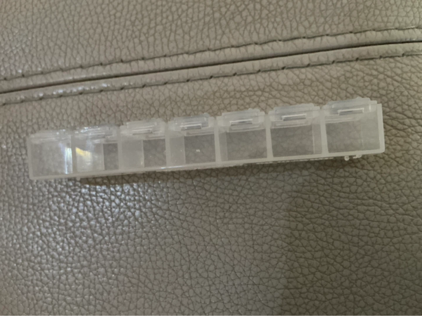 7-Day Pill Organizer - photo 5