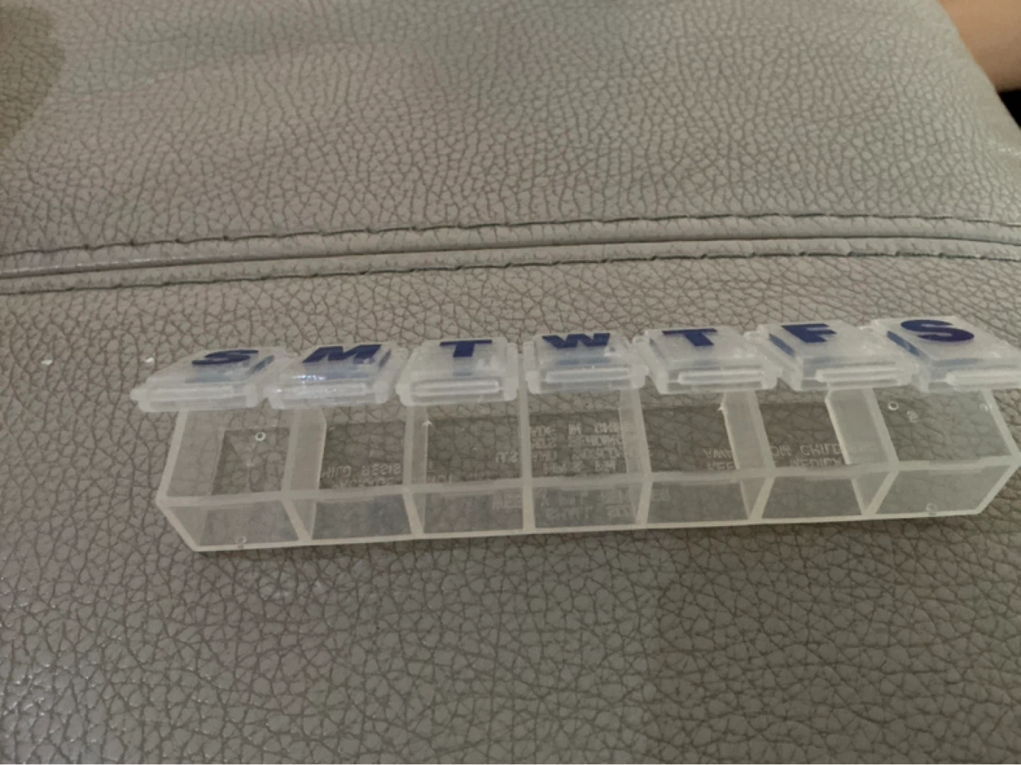7-Day Pill Organizer - photo 3