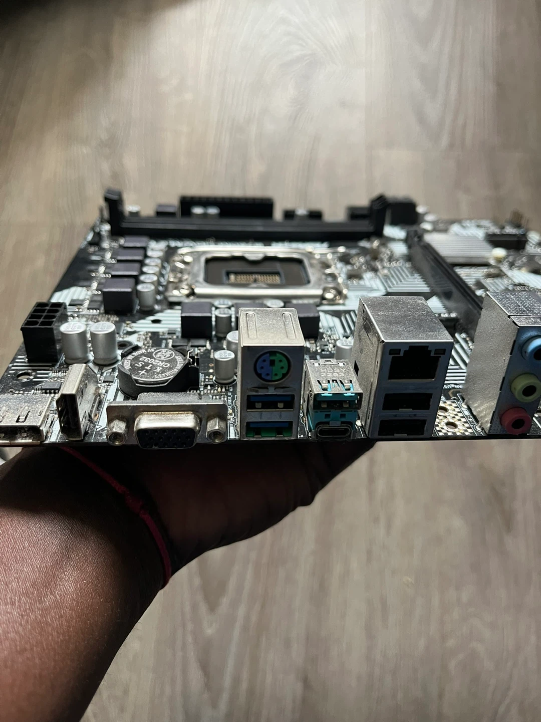 ASRock B760M-HDV/M.2 D4 Motherboard - photo 3
