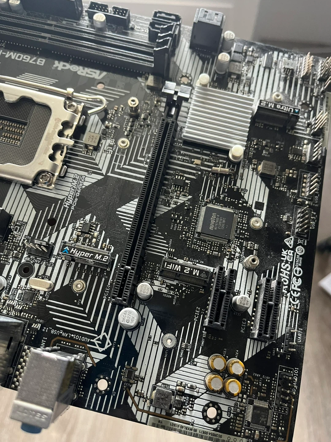 ASRock B760M-HDV/M.2 D4 Motherboard - photo 2