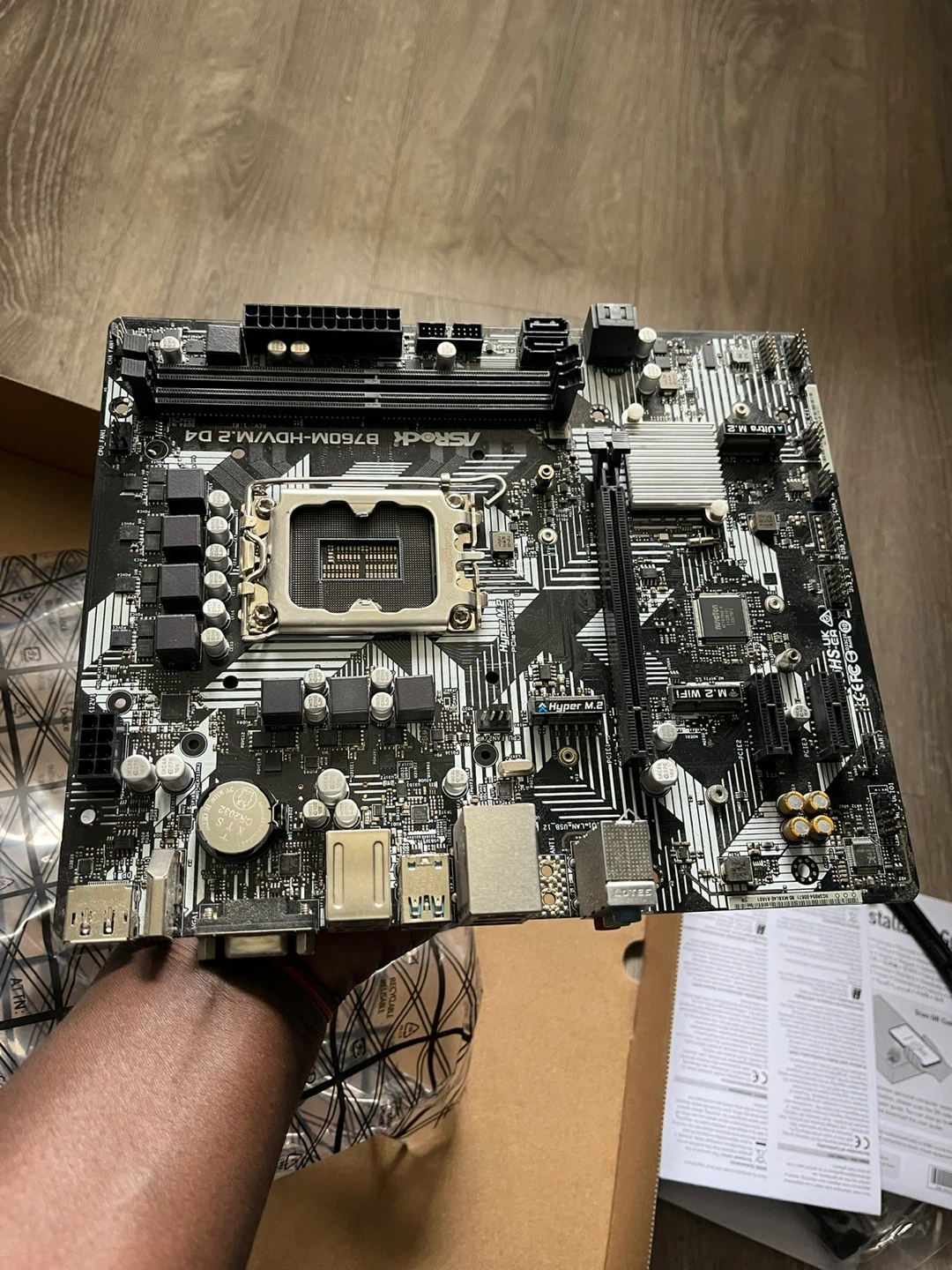 ASRock B760M-HDV/M.2 D4 Motherboard - photo 5