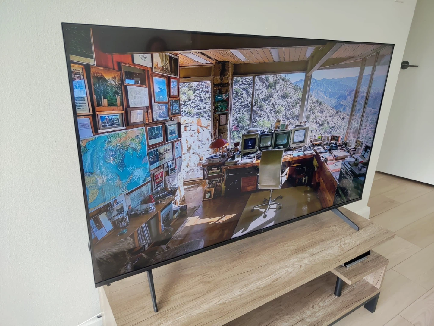 TCL 50” 4K Smart TV: Google TV, barely used, remote included - photo 2