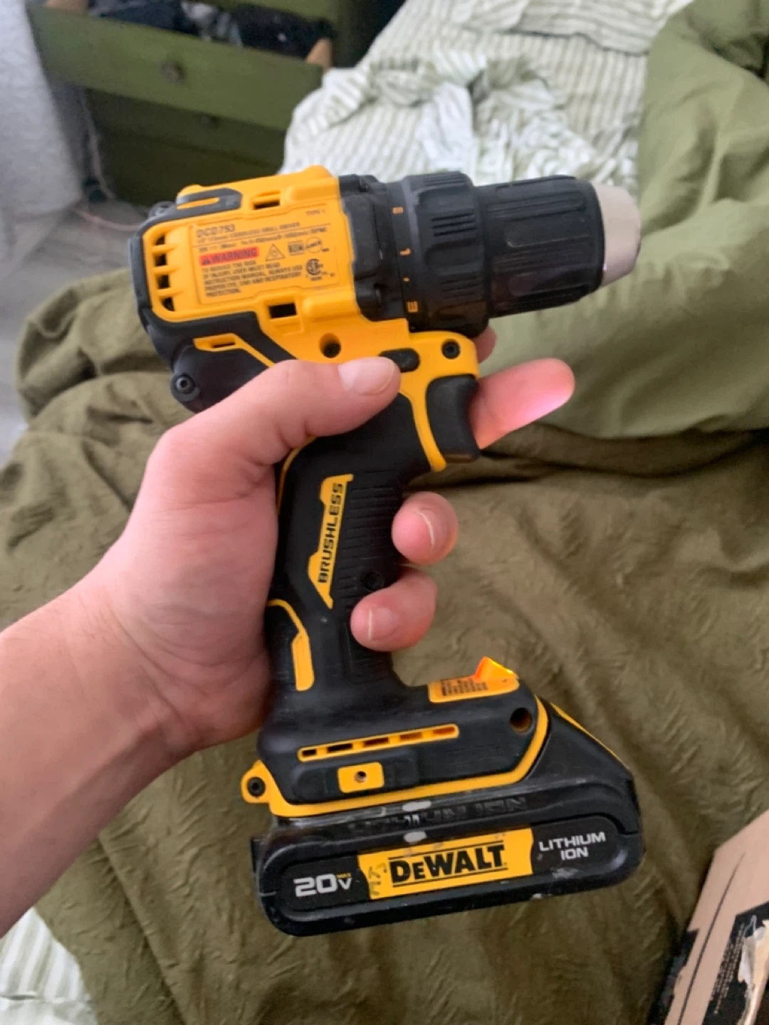 DEWALT 20V MAX Brushless Cordless Drill/Driver - photo 2