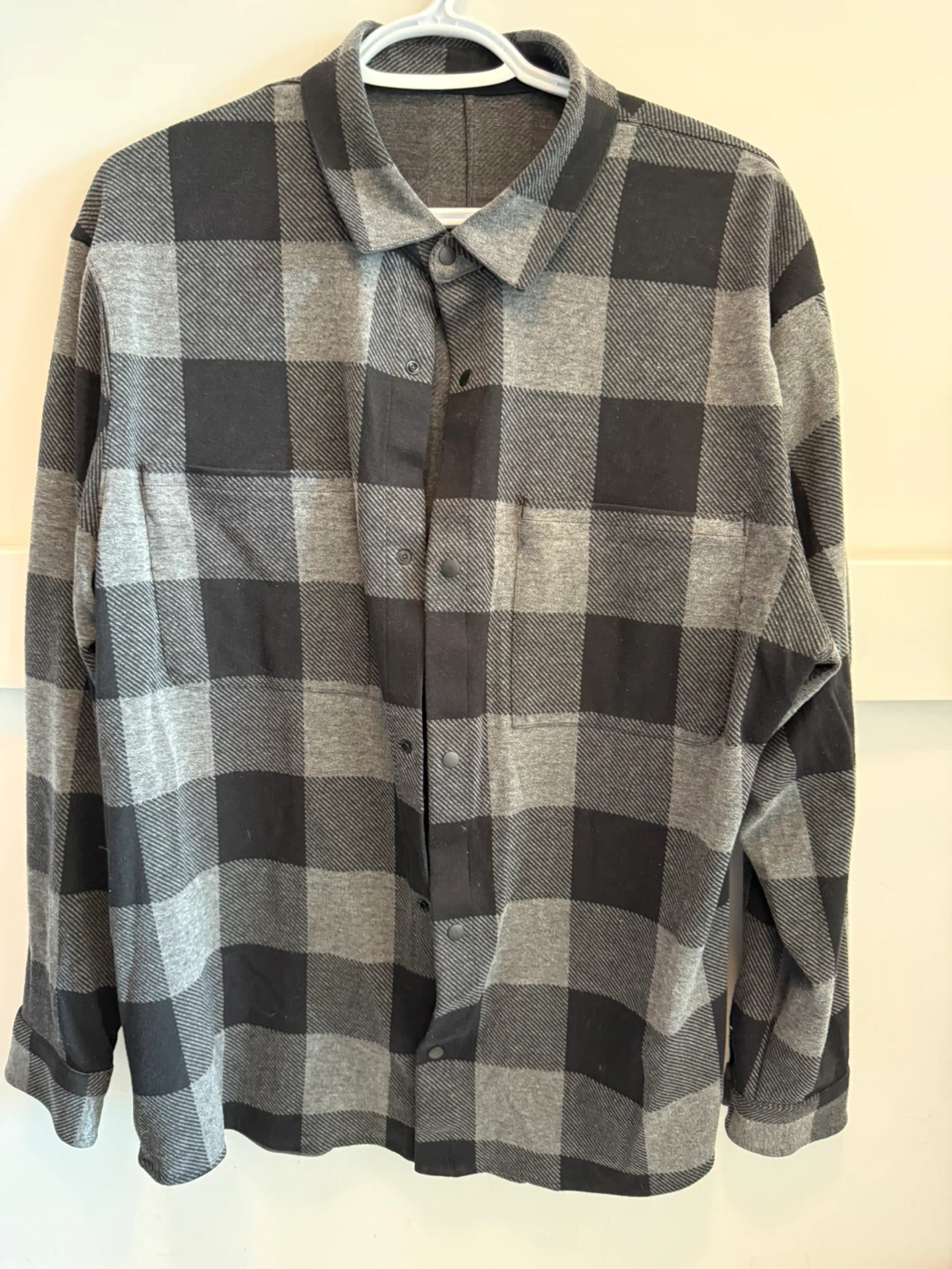 Lululemon Men’s Soft Knit Overshirt Large