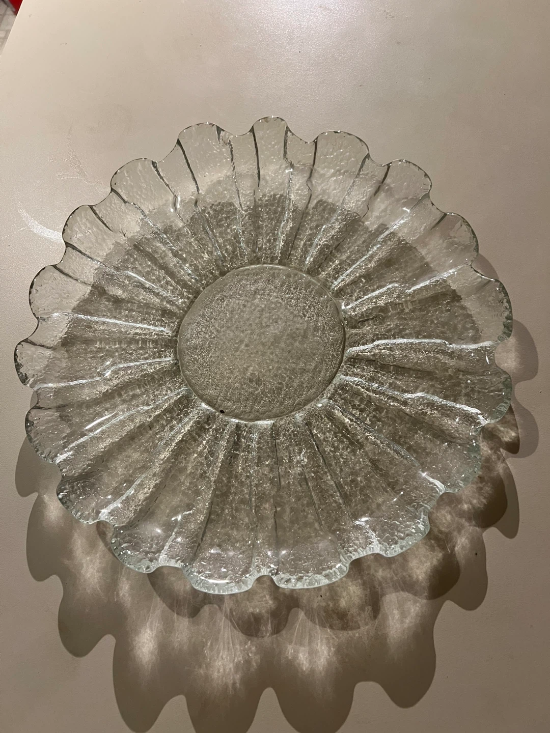 Glass serving dish