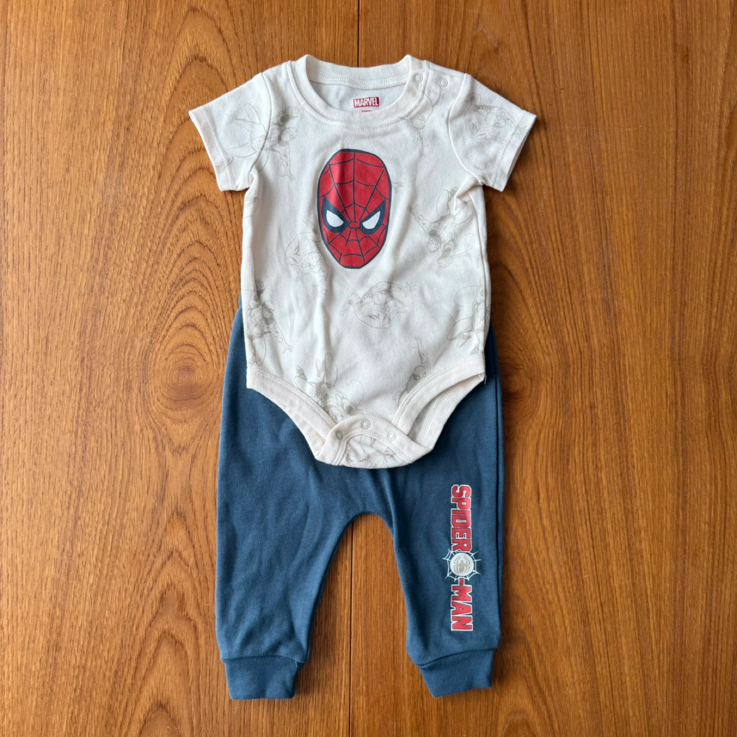 Baby boy Marvel Spider-Man outfit (6-9 months)