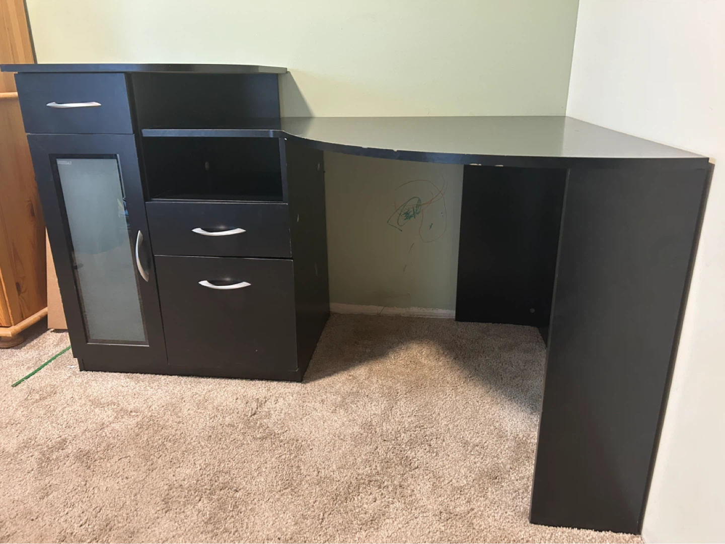 Black L-Shaped Corner Desk
