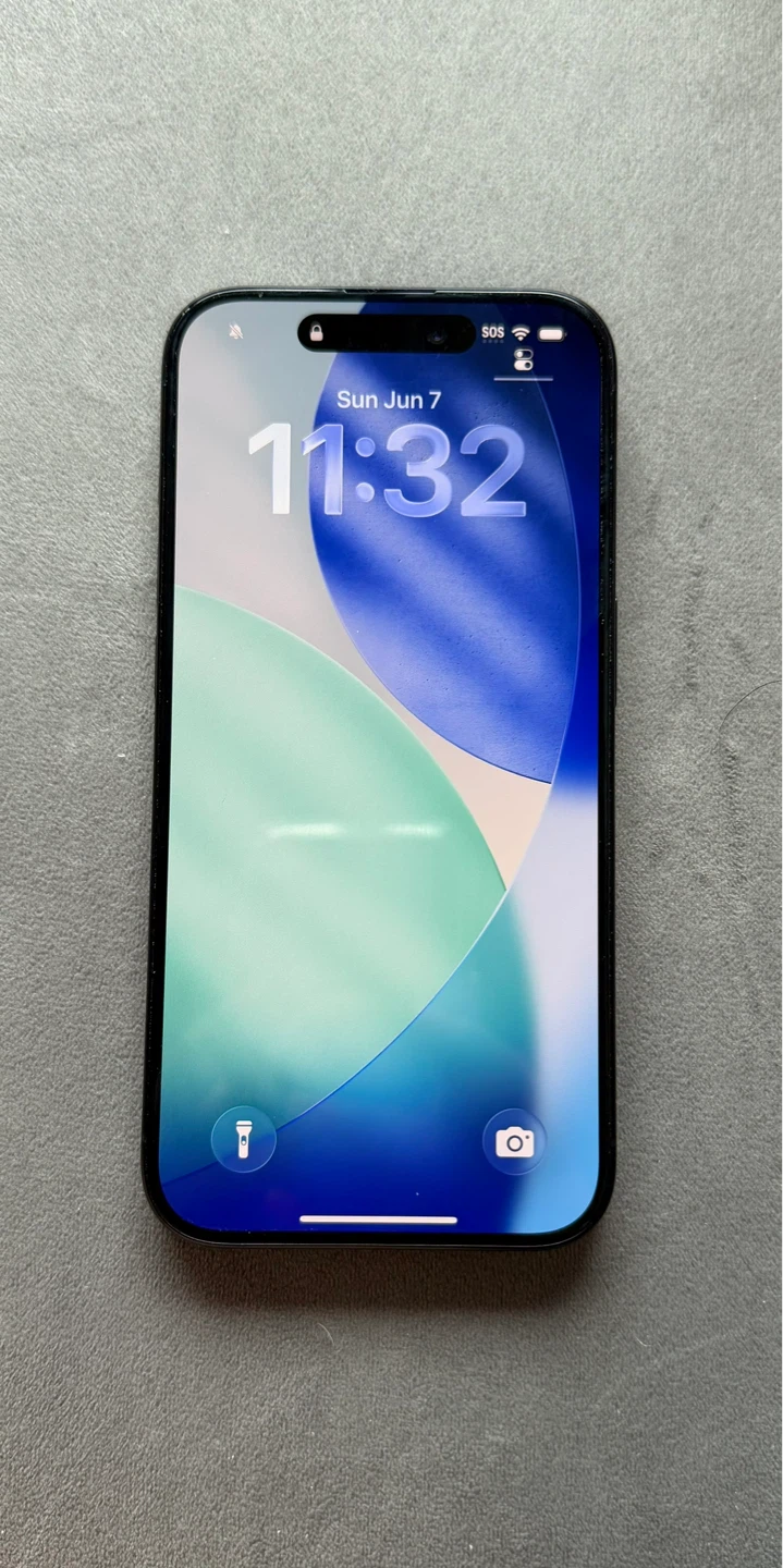 Apple iPhone 15 Pro 128 GB - photo 3