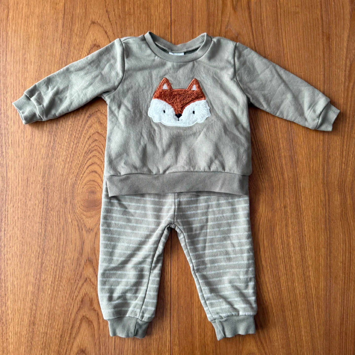Khaki green toddler fox theme outfit (12 months)