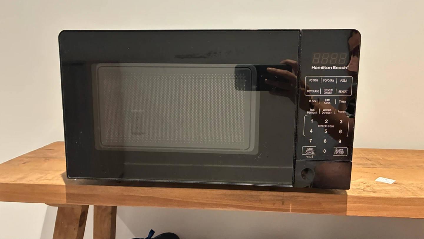 Hamilton Beach Black Microwave
